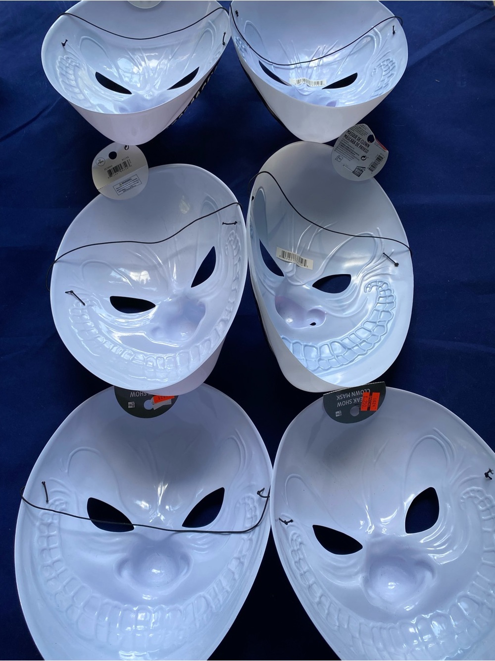 New 6 Scary Clowm Masks - Picture 2 of 3